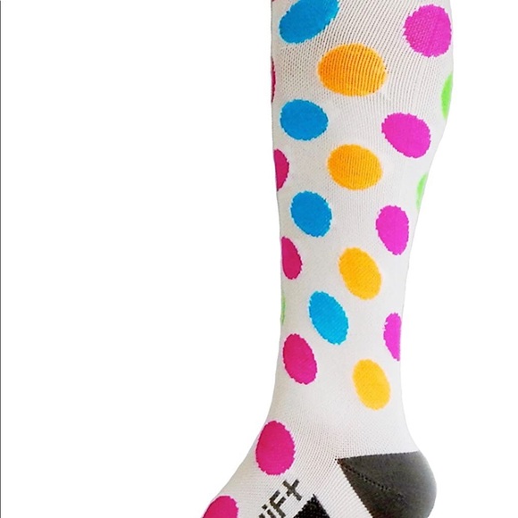 A-swift Unisex Compression Socks Bundle - Picture 3 of 7